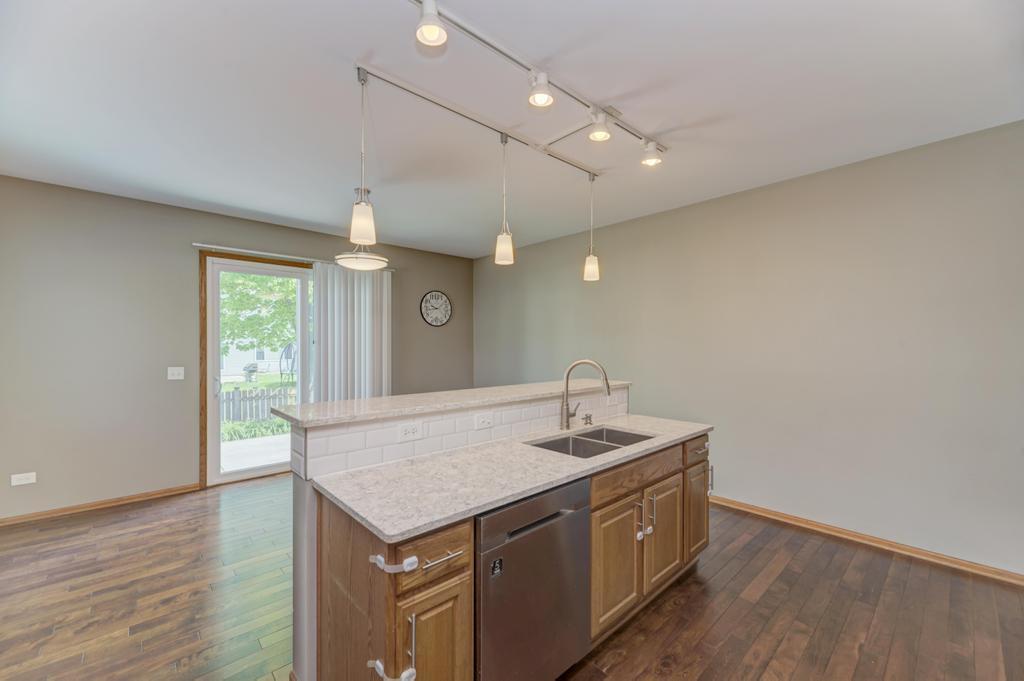 6415 Valley Ridge Drive, Plainfield, IL 60586
