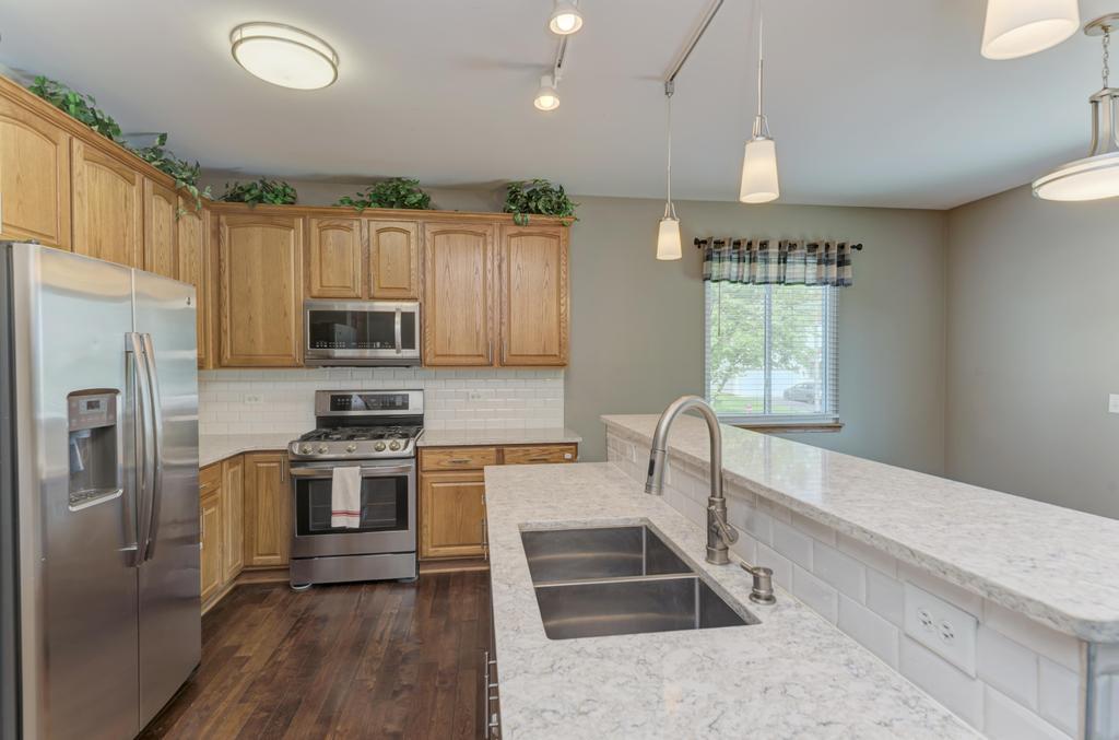 6415 Valley Ridge Drive, Plainfield, IL 60586