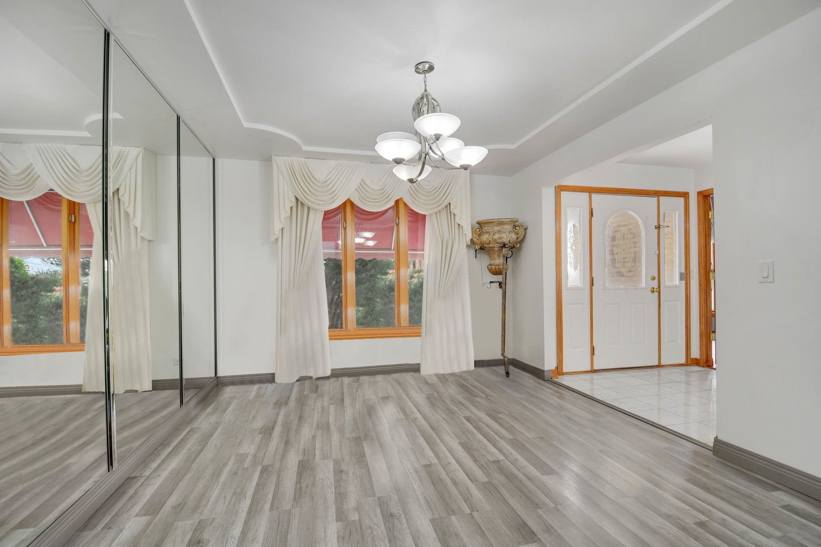 14650 Lamon Avenue, Midlothian, IL 60445