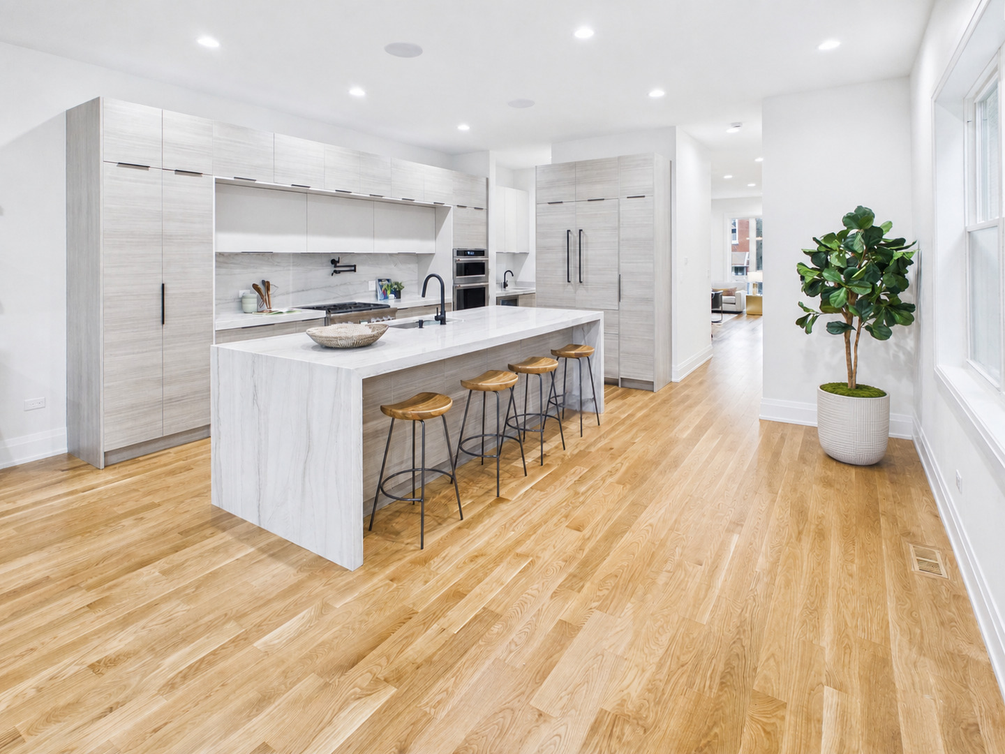 2638 W Superior Street, Chicago, IL 60612