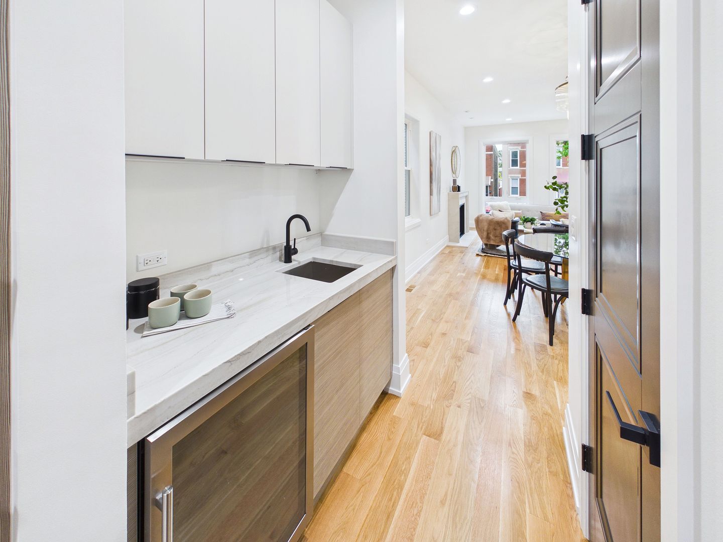 2638 W Superior Street, Chicago, IL 60612