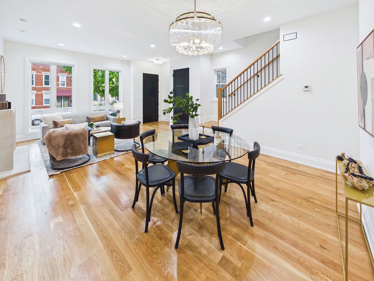 2638 W Superior Street, Chicago, IL 60612