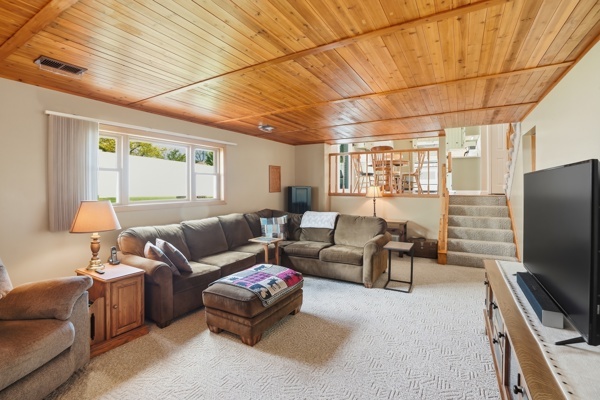 549 Willow Lane, Beecher, IL 60401