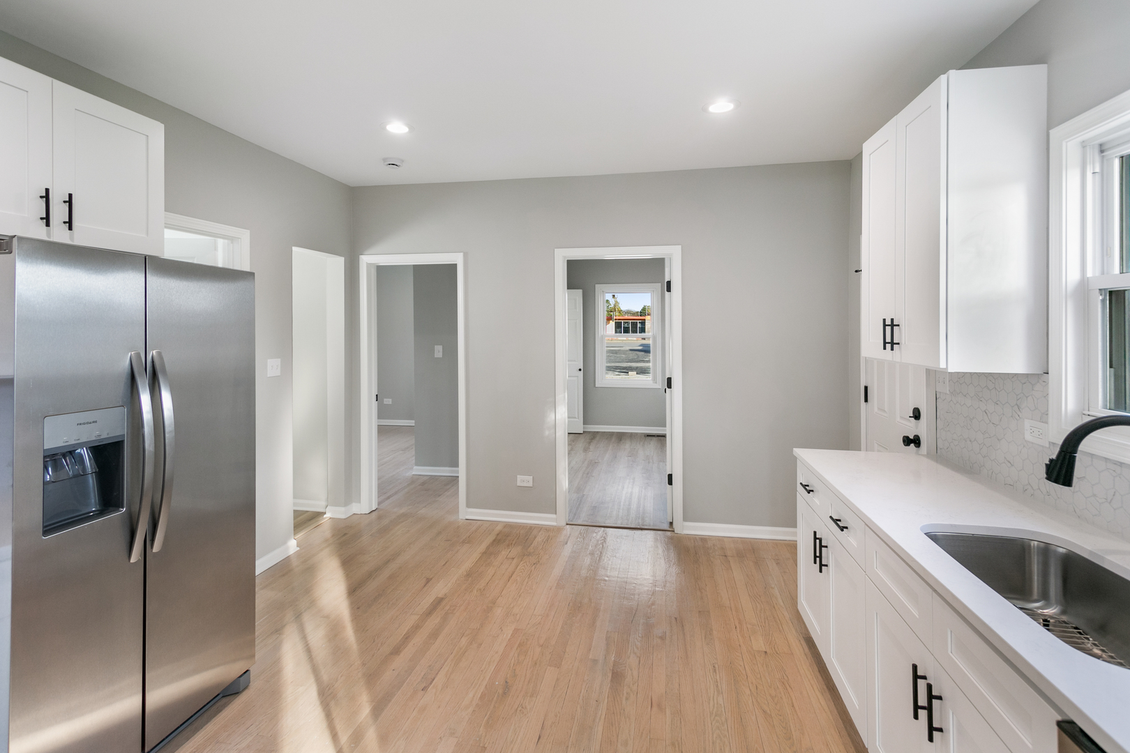 505 Greenbay Avenue, Calumet City, IL 60409