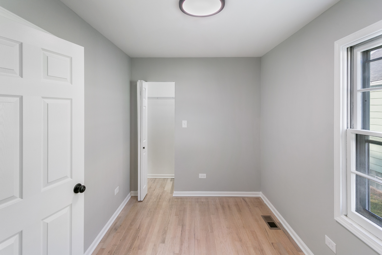 505 Greenbay Avenue, Calumet City, IL 60409