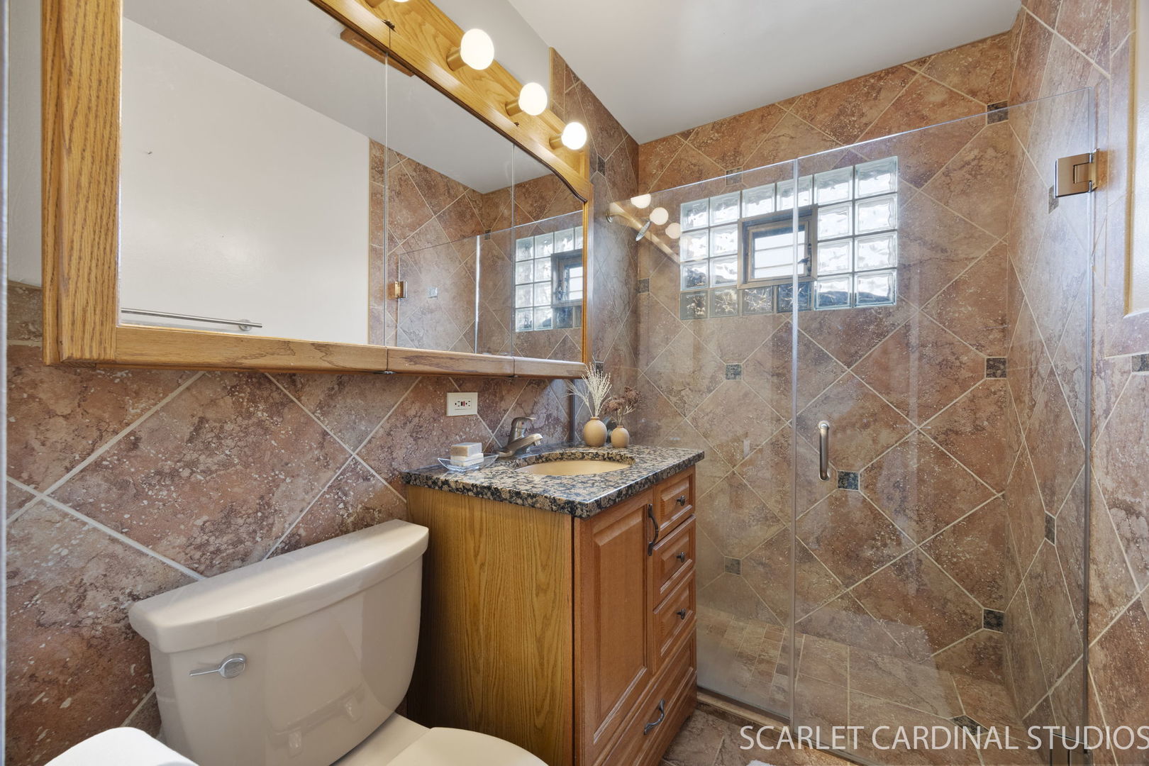 826 S Villa Avenue, Villa Park, IL 60181