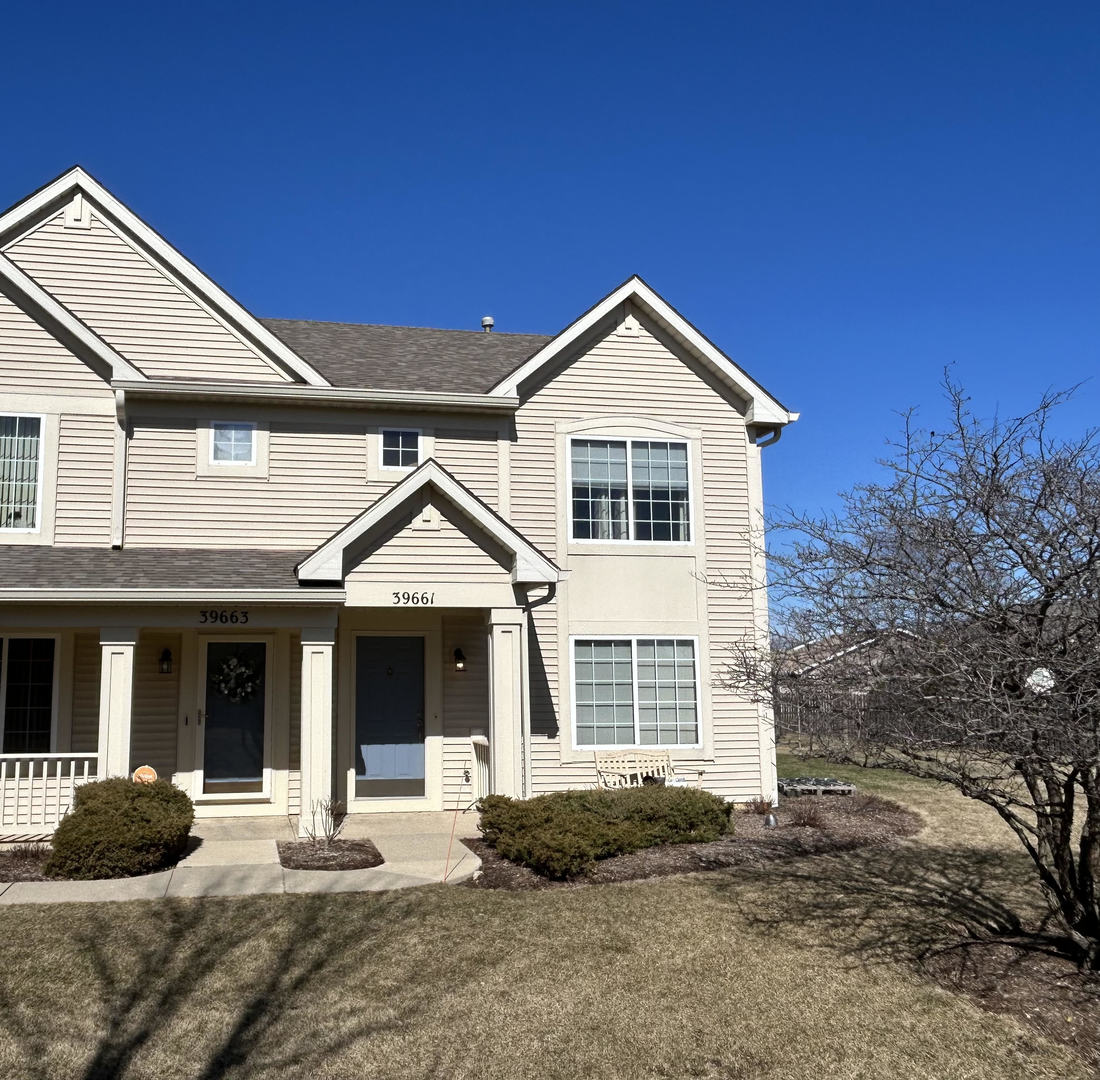 39661 N Warren Lane, Beach Park, IL 60083