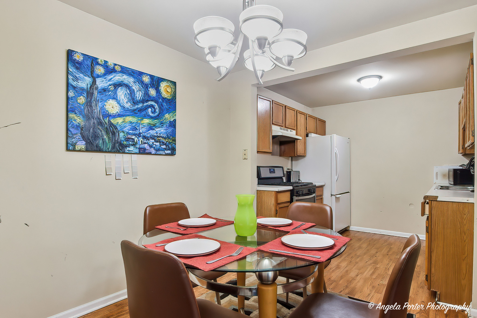 1152 N Red Oak Circle #1, Round Lake Beach, IL 60073