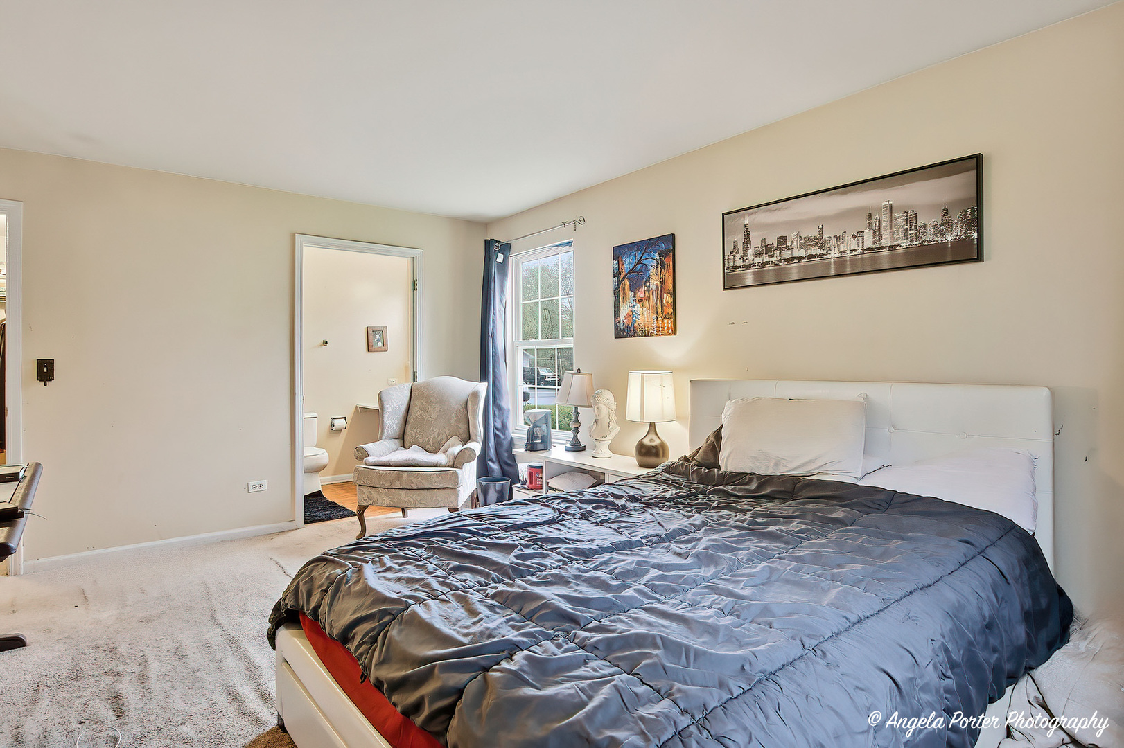 1152 N Red Oak Circle #1, Round Lake Beach, IL 60073