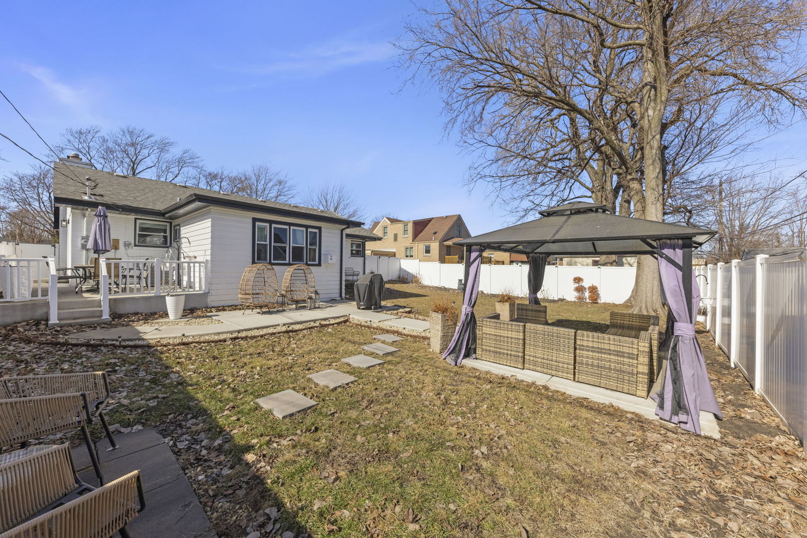 9525 Parkside Avenue, Oak Lawn, IL 60453