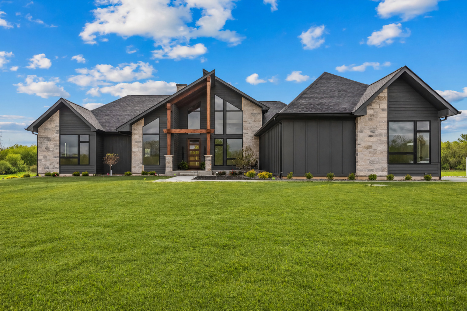 4311 Red Tail Lane, Johnsburg, IL 60051