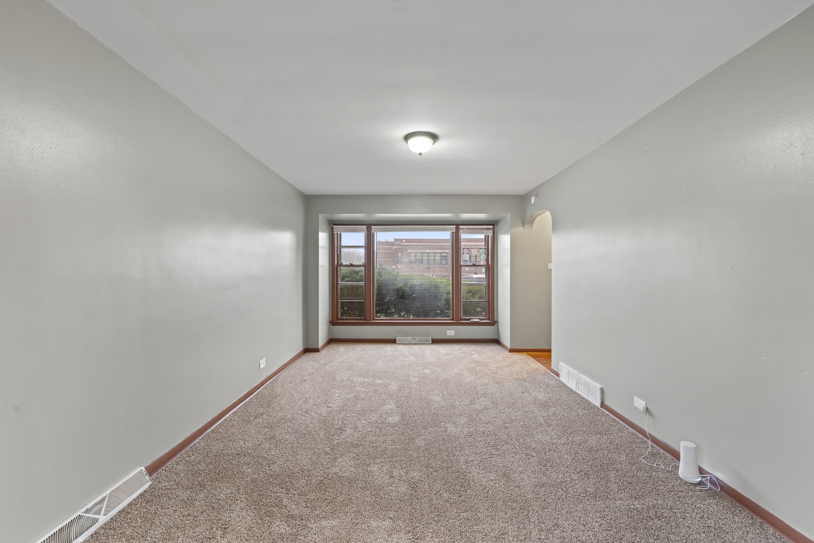 13904 S Tracy Avenue, Riverdale, IL 60827