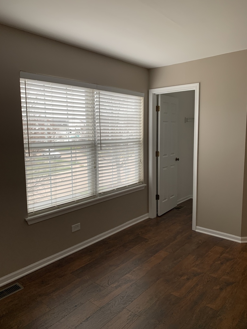 2454 Frost Drive #2454, Aurora, IL 60503