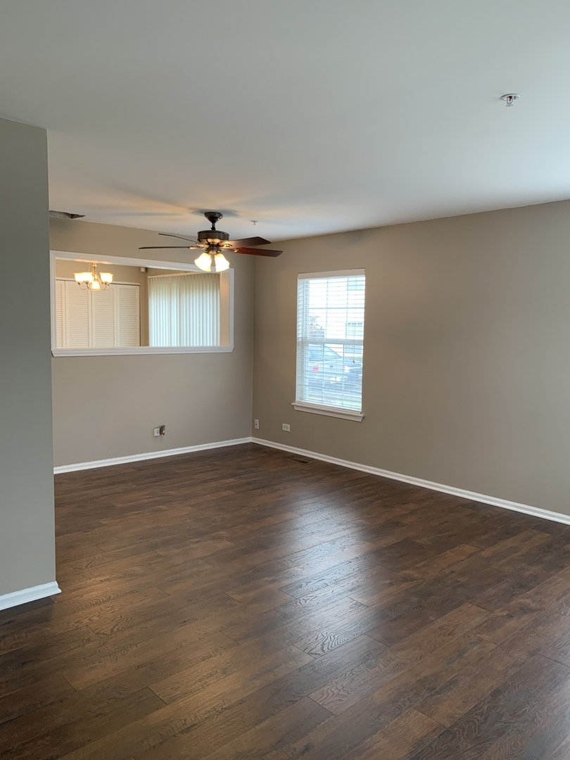 2454 Frost Drive #2454, Aurora, IL 60503