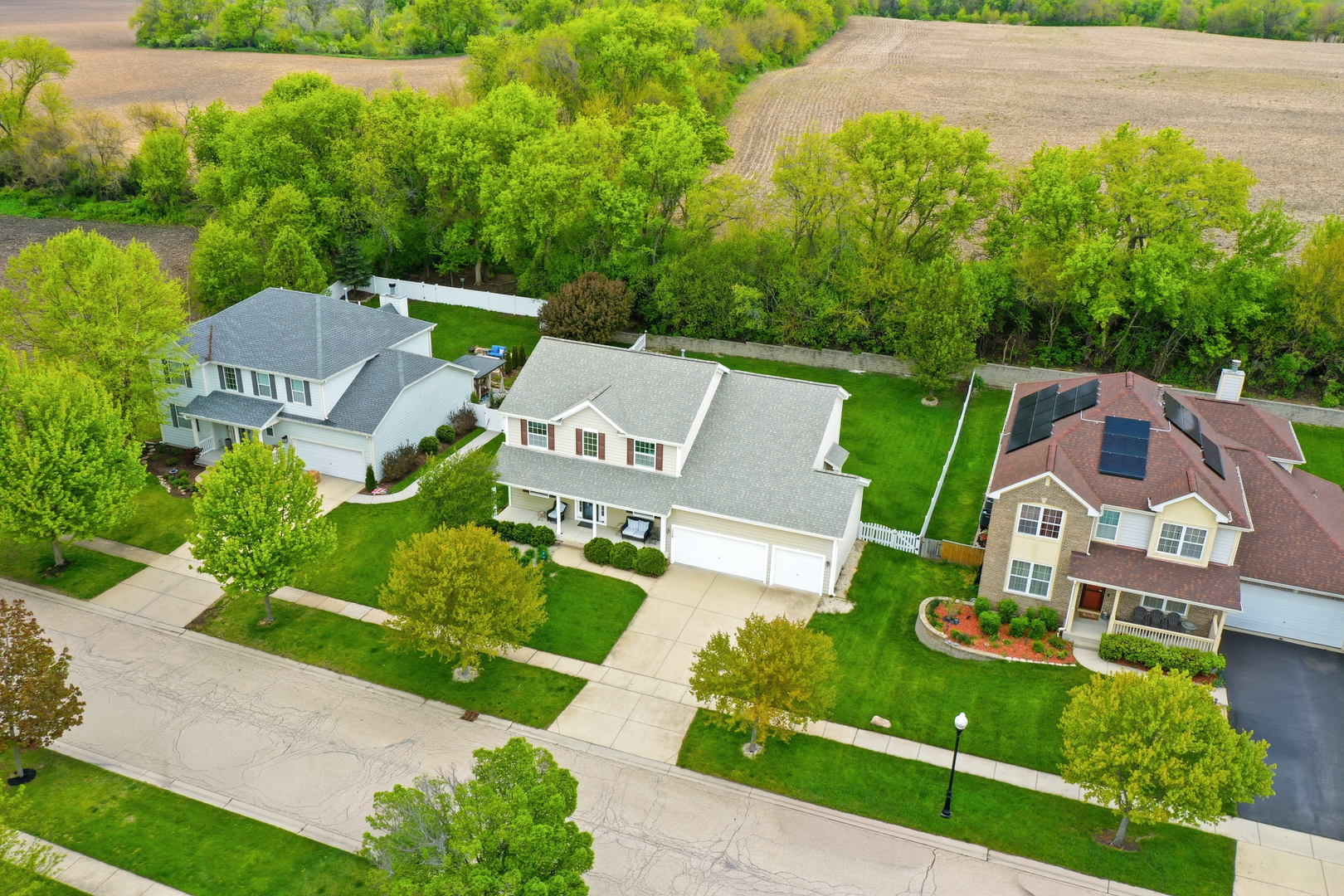 3328 Chase Lane, Elgin, IL 60124