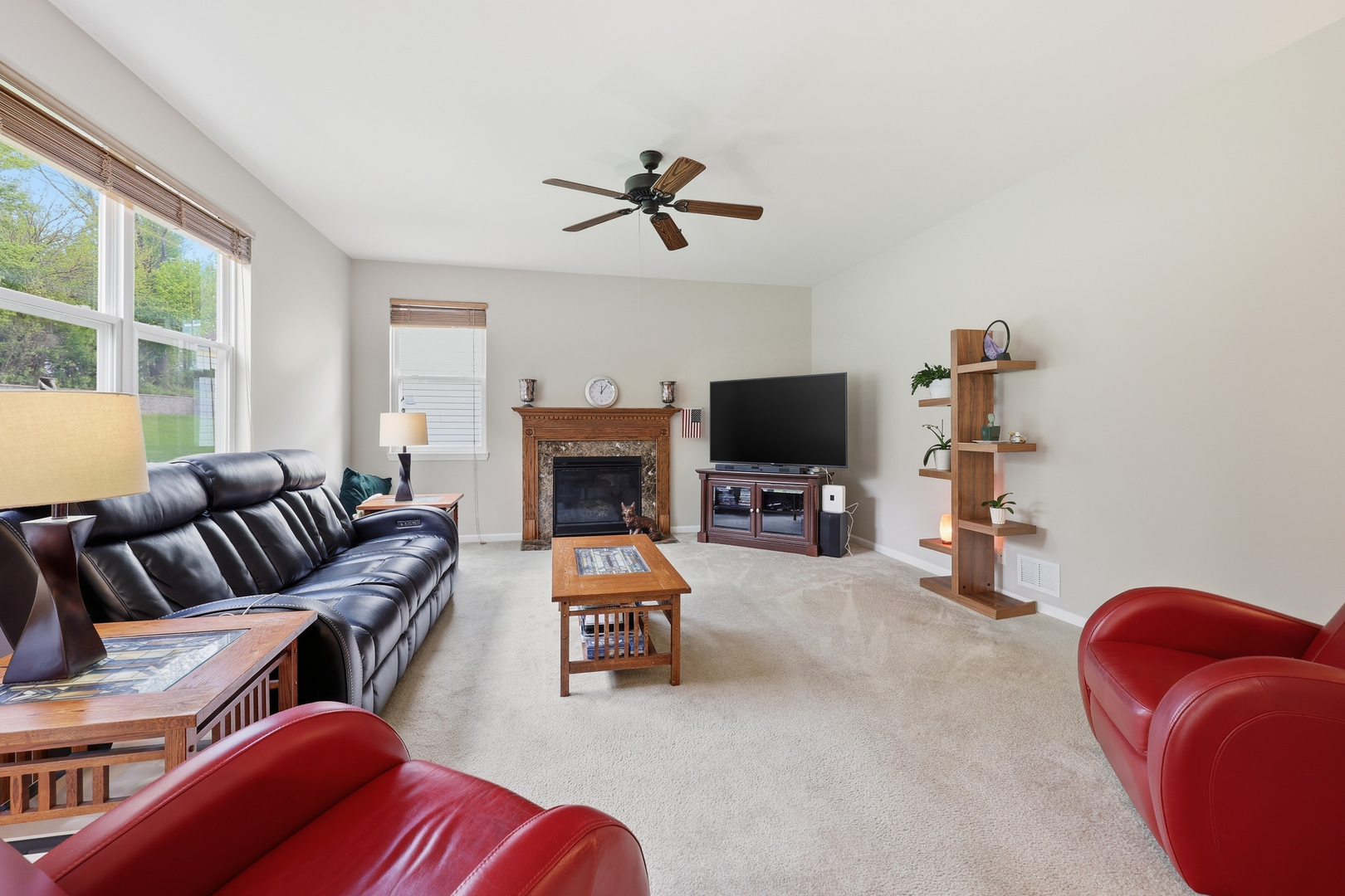 3328 Chase Lane, Elgin, IL 60124