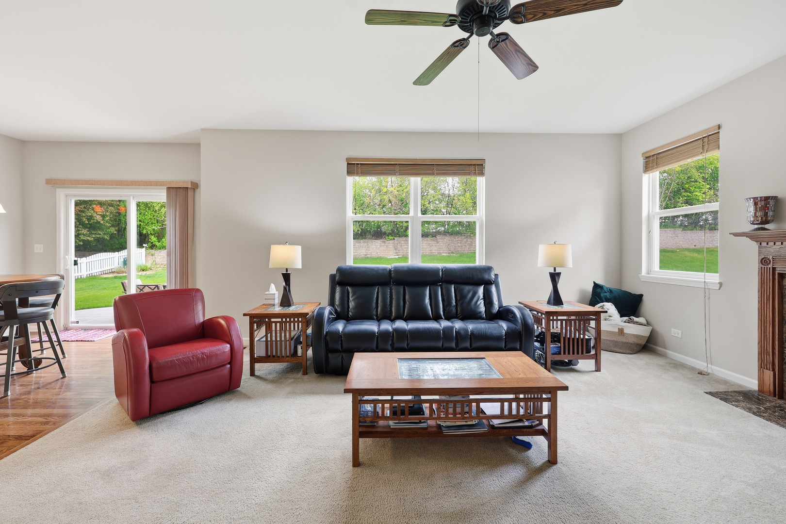 3328 Chase Lane, Elgin, IL 60124
