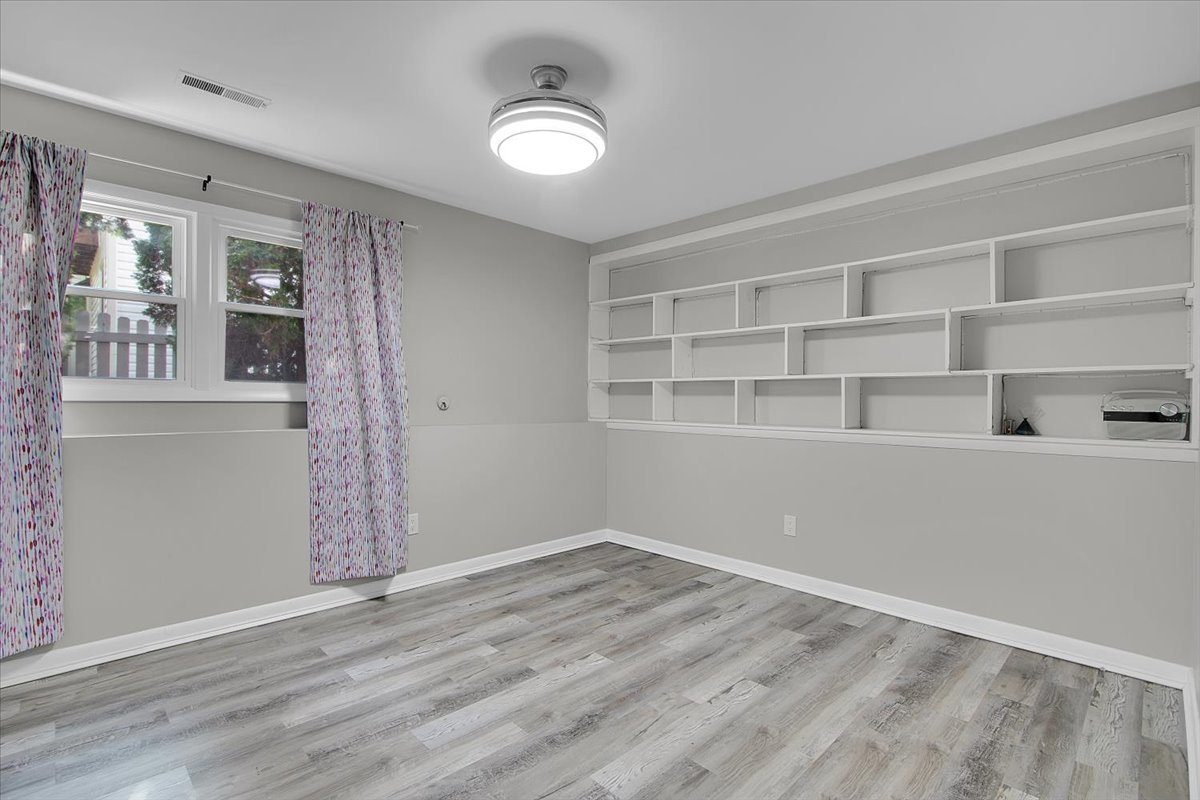 2080 Maplewood Circle, Naperville, IL 60563