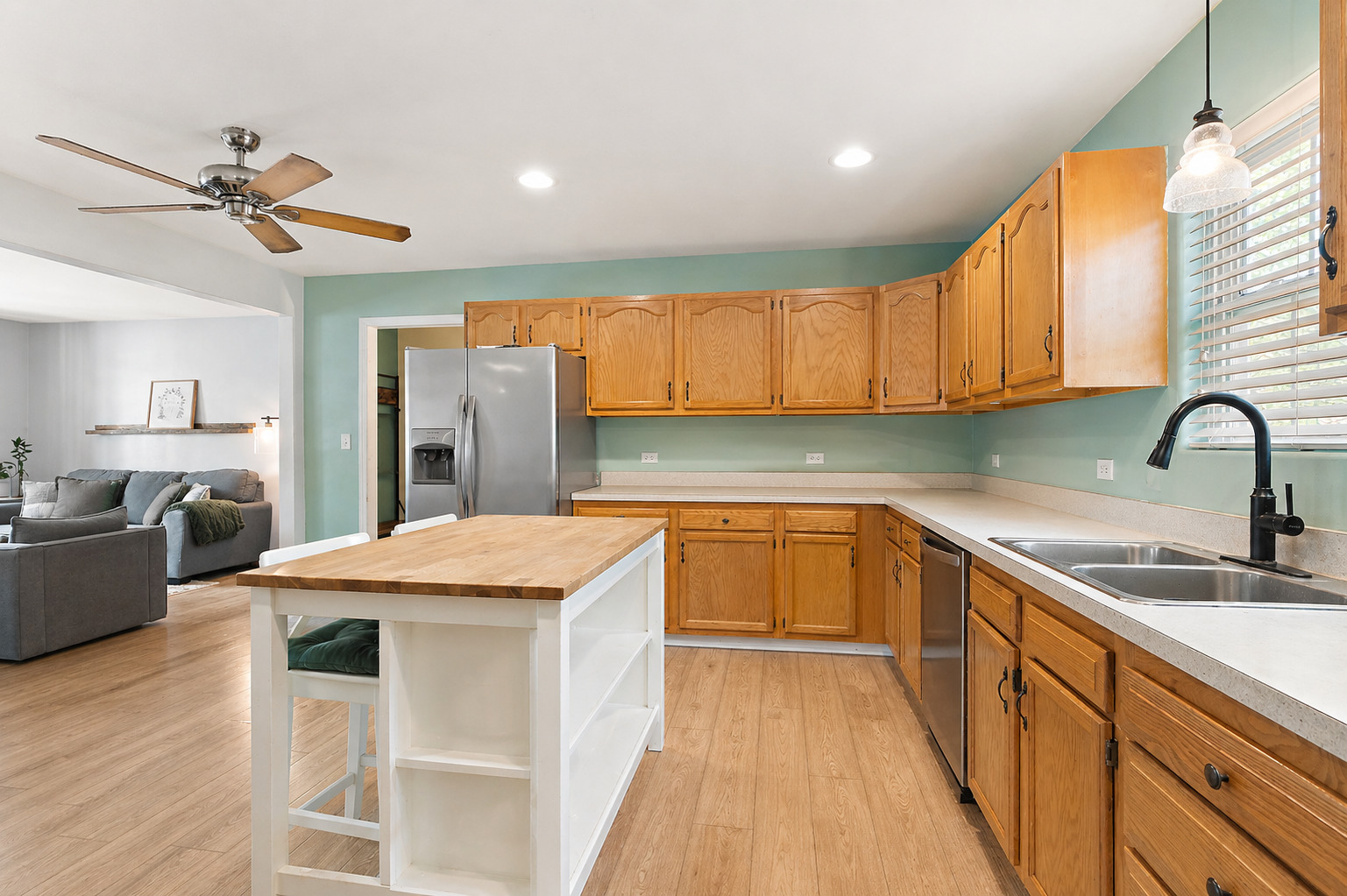 405 ALLEN Street, Joliet, IL 60436