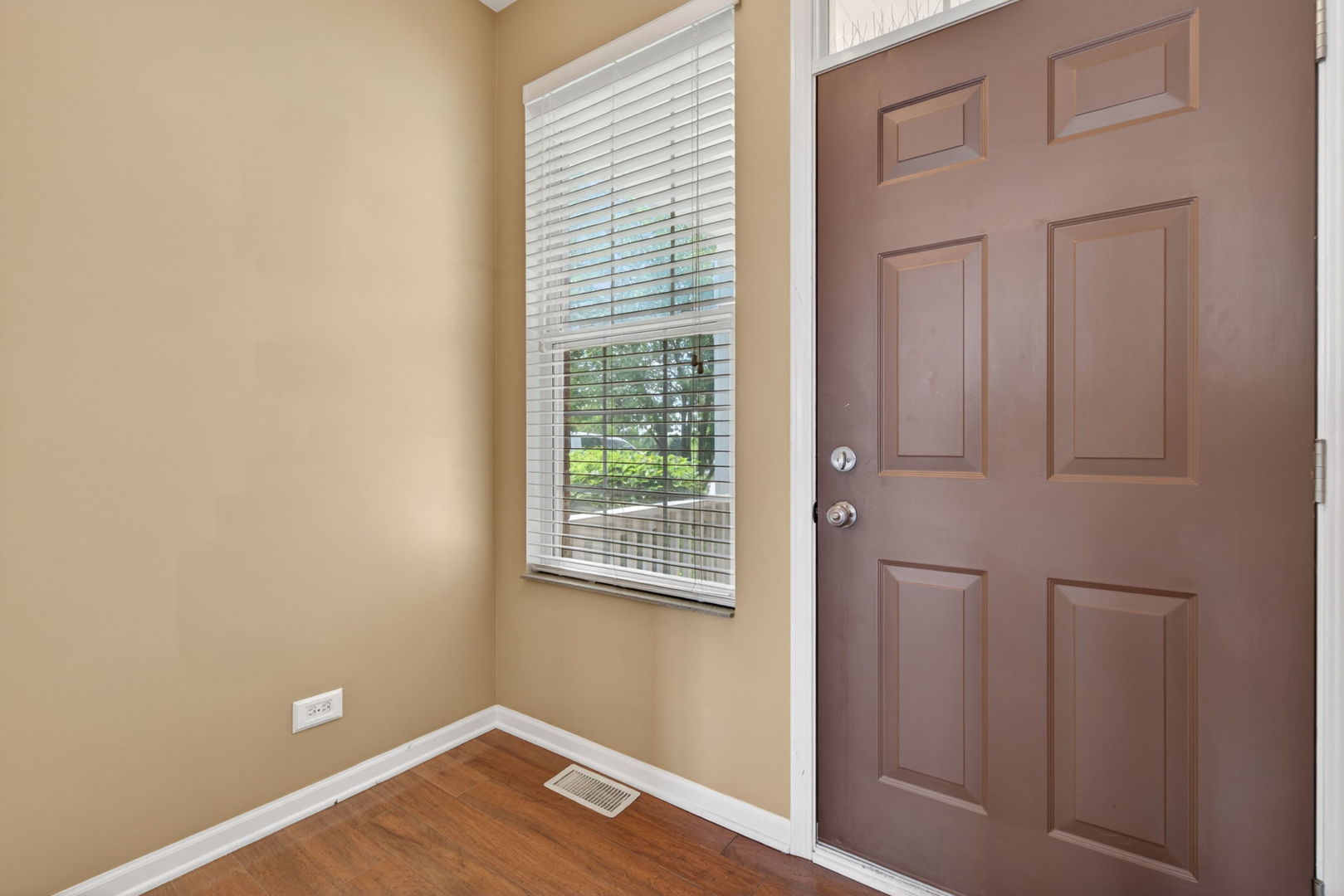 8035 Harrier Avenue, Joliet, IL 60431