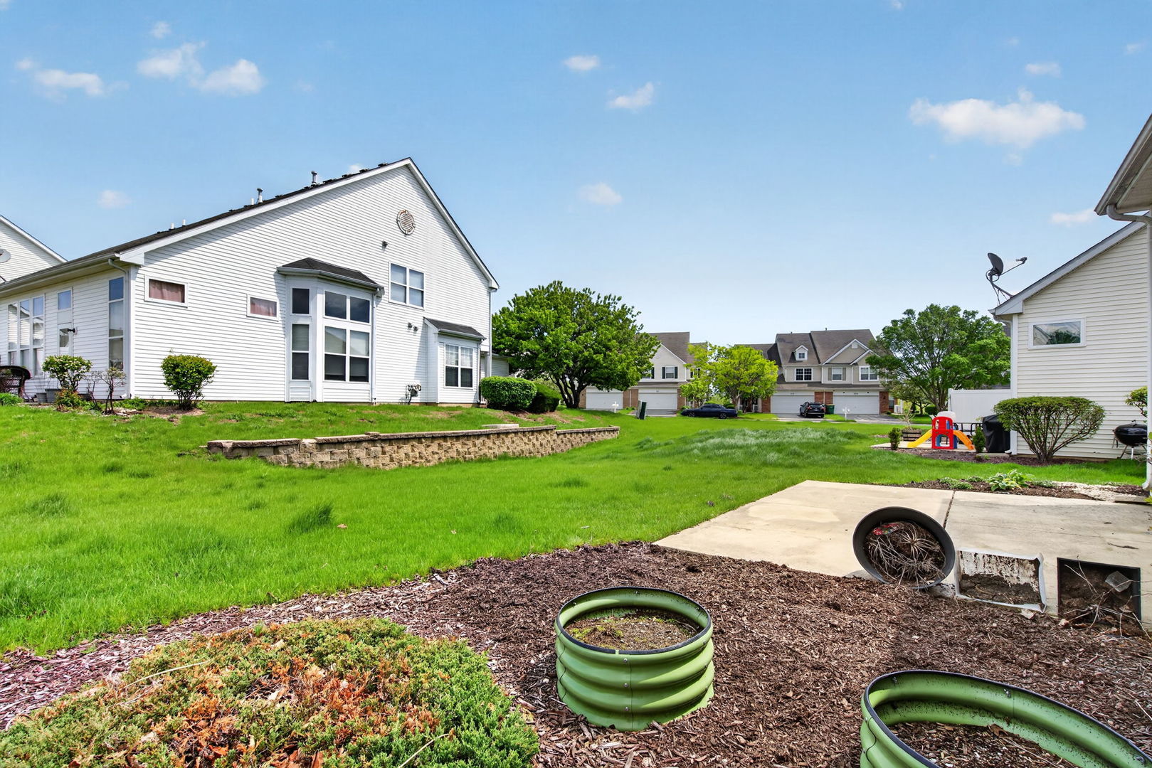 8035 Harrier Avenue, Joliet, IL 60431