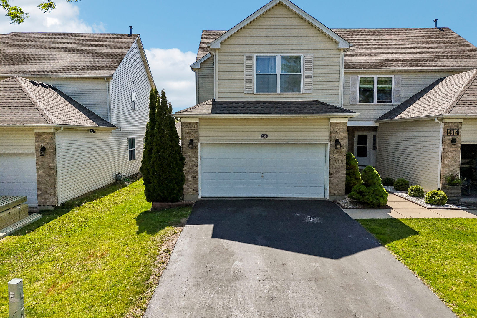 416 Grace Drive, Lake In The Hills, IL 60156