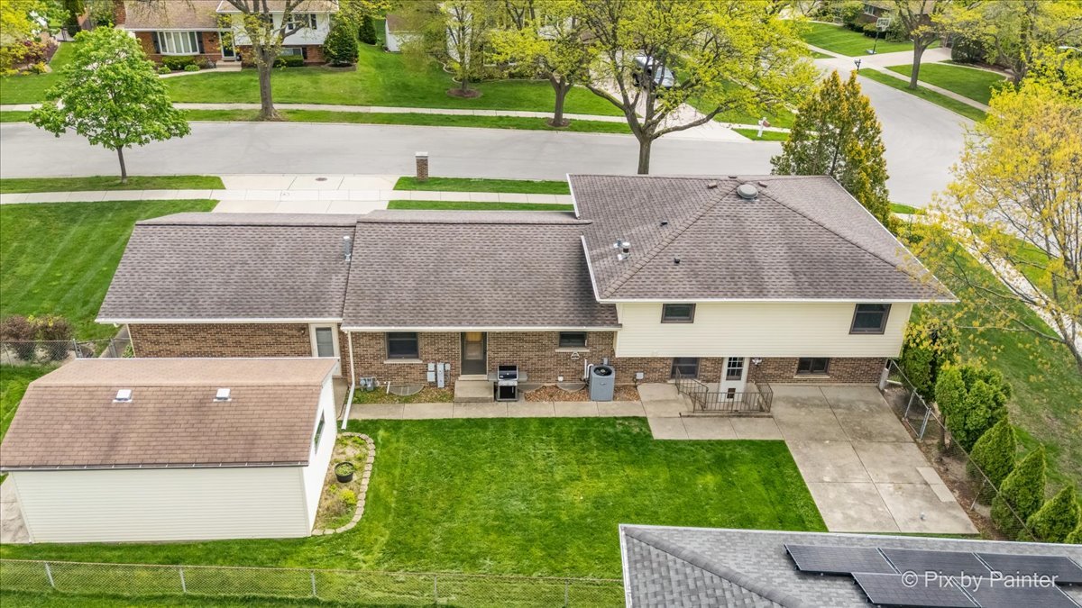 262 Woodville Lane, Schaumburg, IL 60193