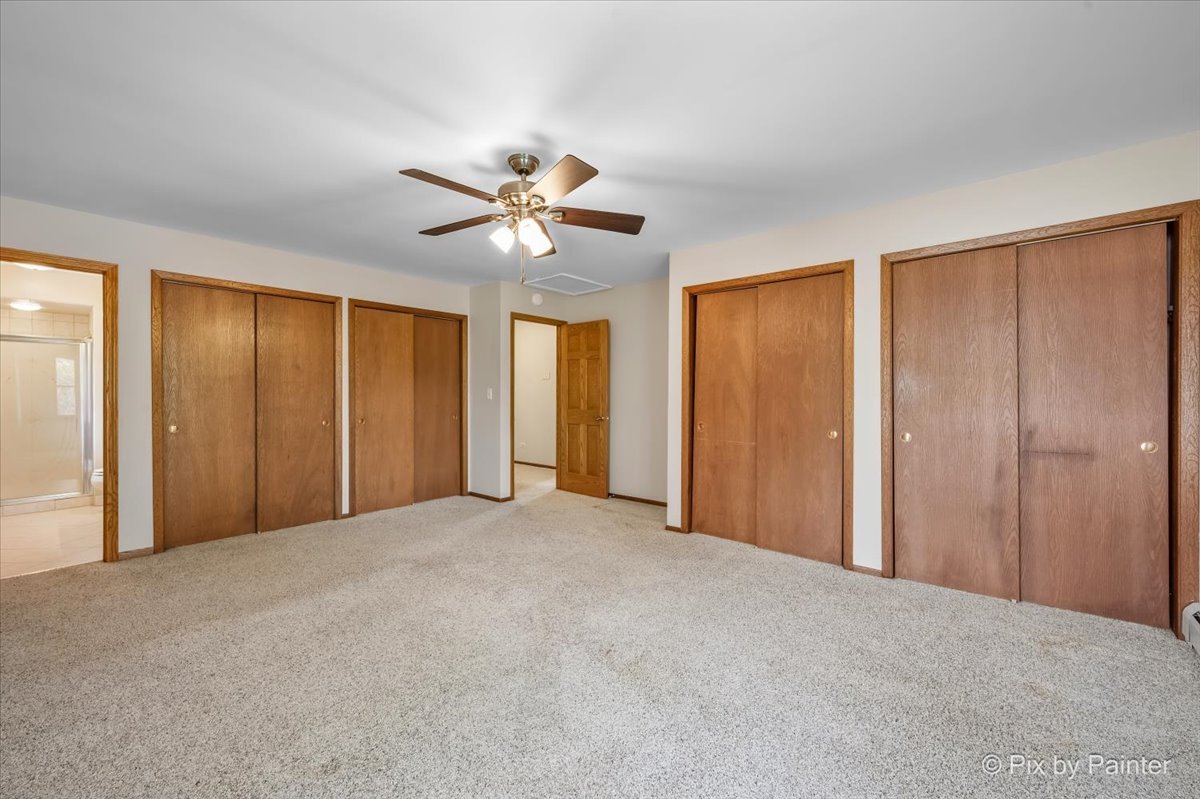 262 Woodville Lane, Schaumburg, IL 60193