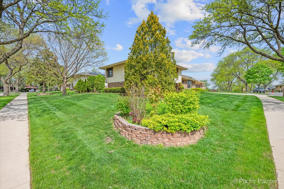 262 Woodville Lane, Schaumburg, IL 60193
