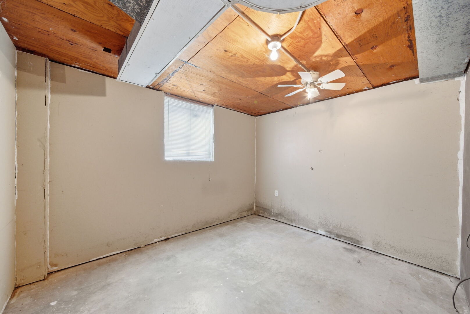 418 Hamrick Avenue, Romeoville, IL 60446