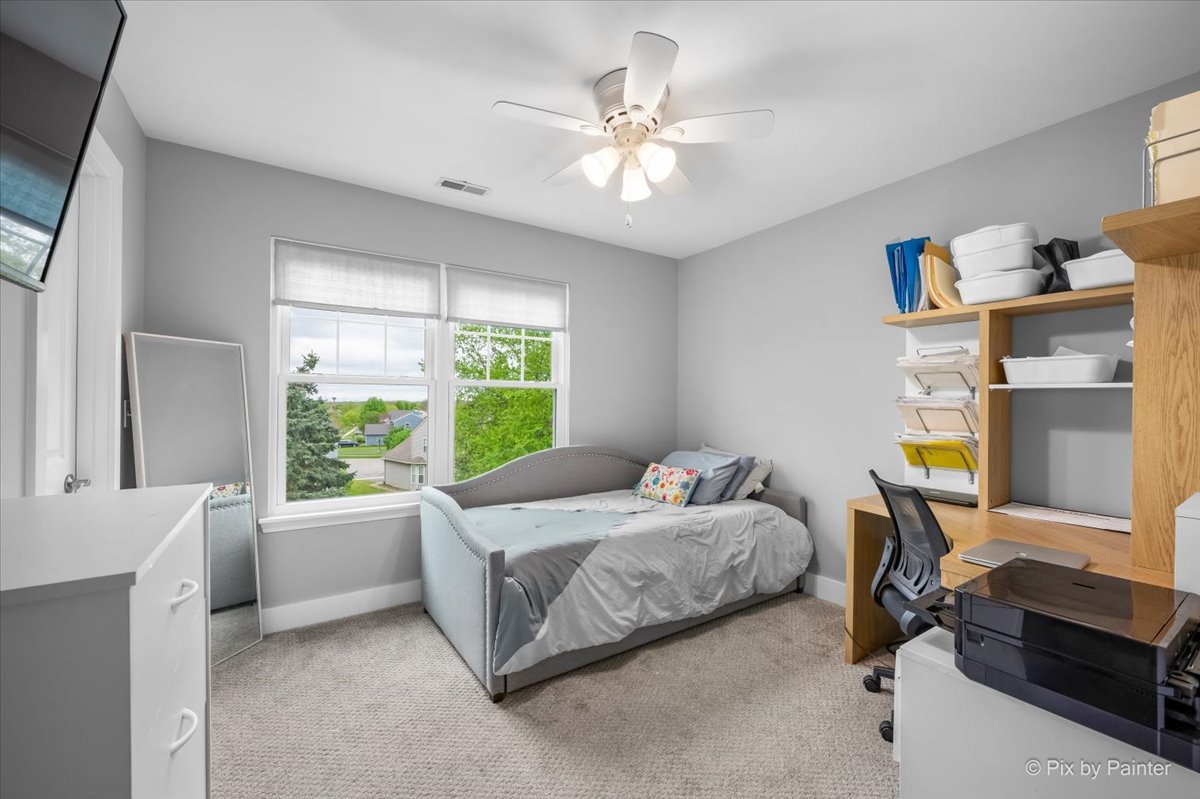 76 Johnson Court, North Aurora, IL 60542