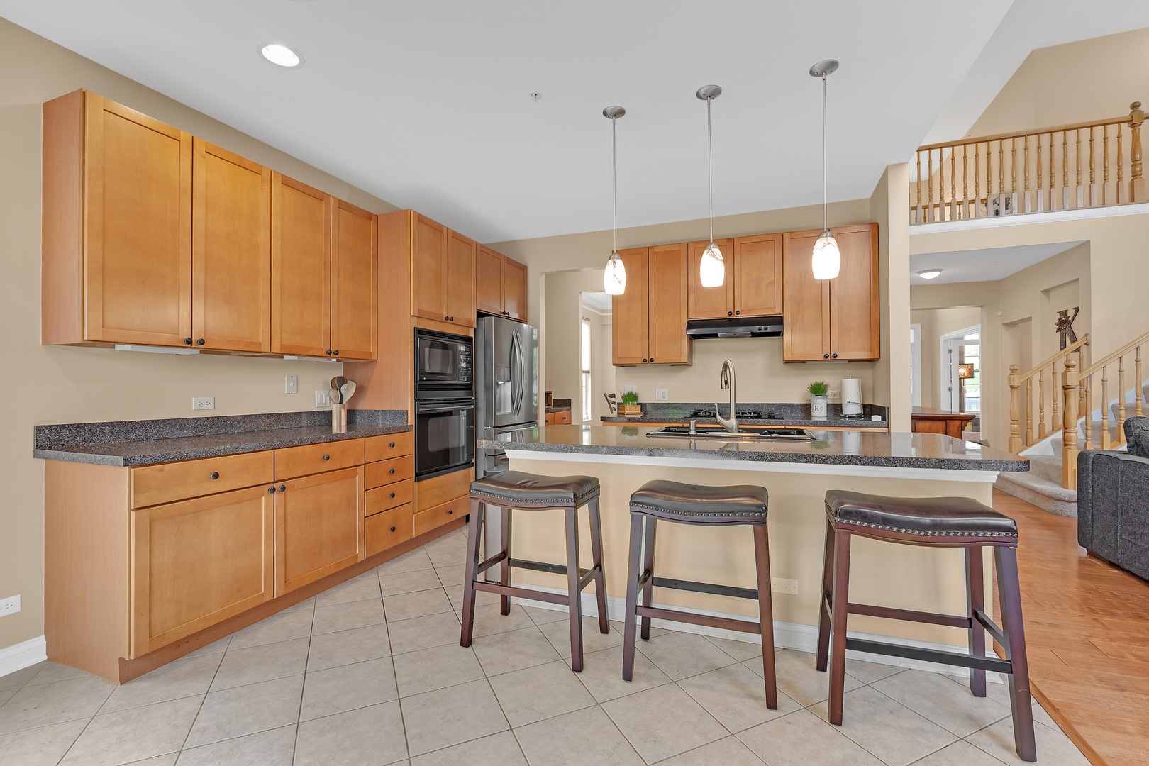 5791 Providence Drive, Hoffman Estates, IL 60192