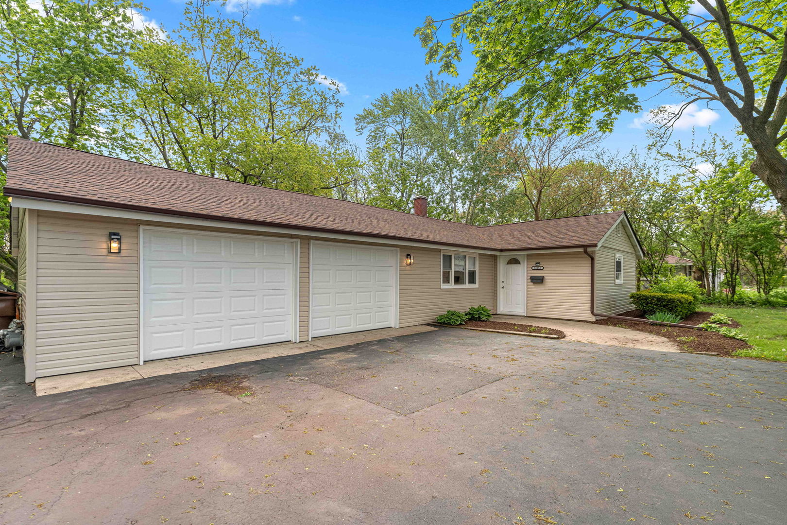 18155 Cicero Avenue, Country Club Hills, IL 60478