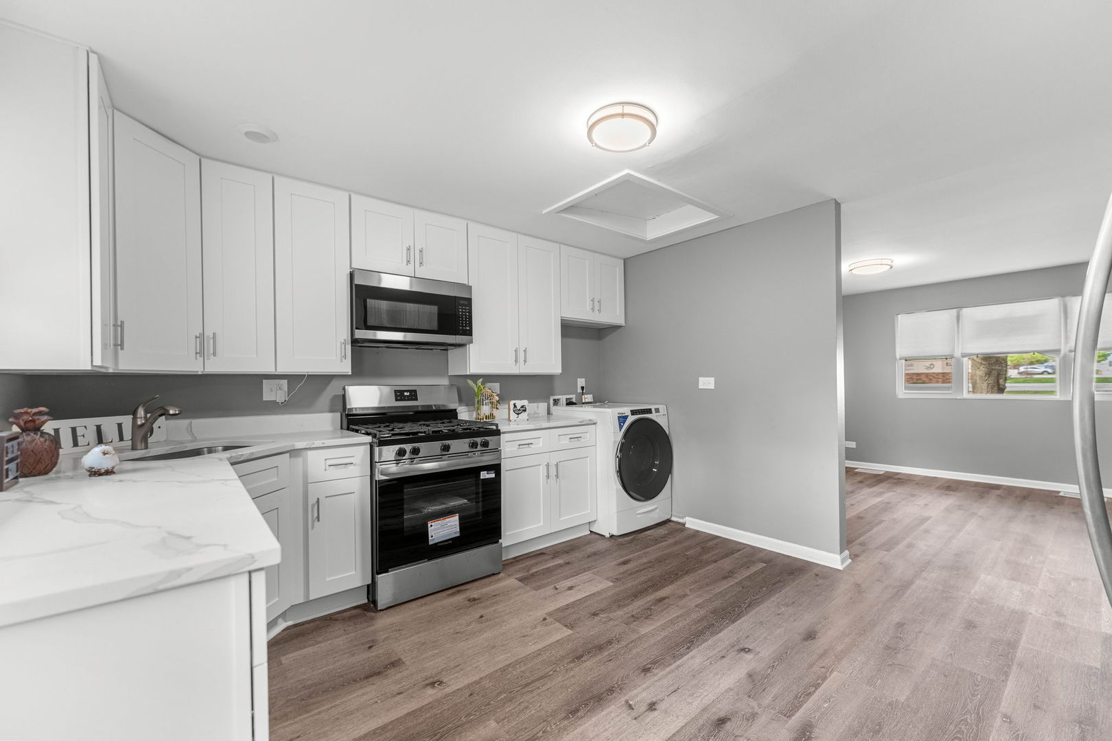 18155 Cicero Avenue, Country Club Hills, IL 60478