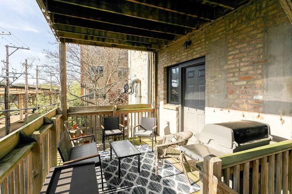 4138 N Kenmore Avenue #2, Chicago, IL 60613