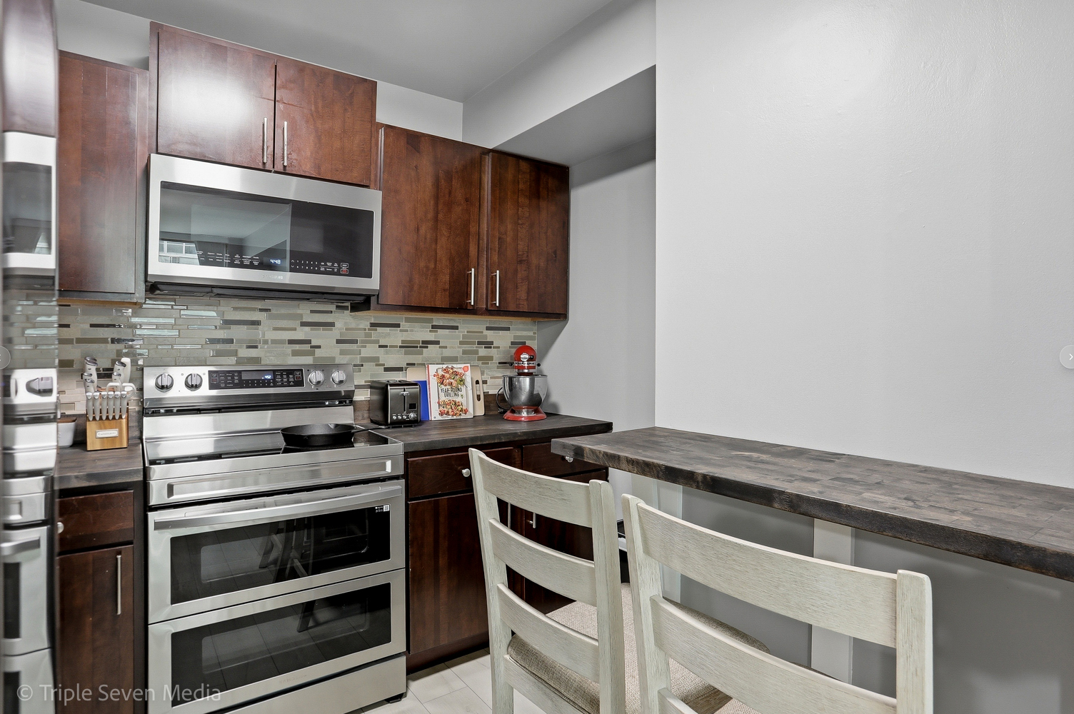 3600 N Lake Shore Drive #709, Chicago, IL 60613