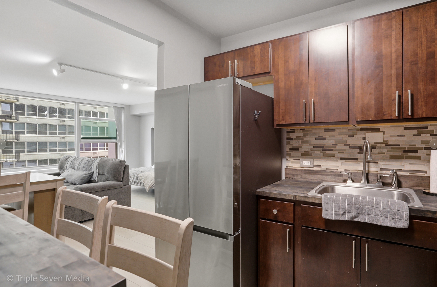3600 N Lake Shore Drive #709, Chicago, IL 60613