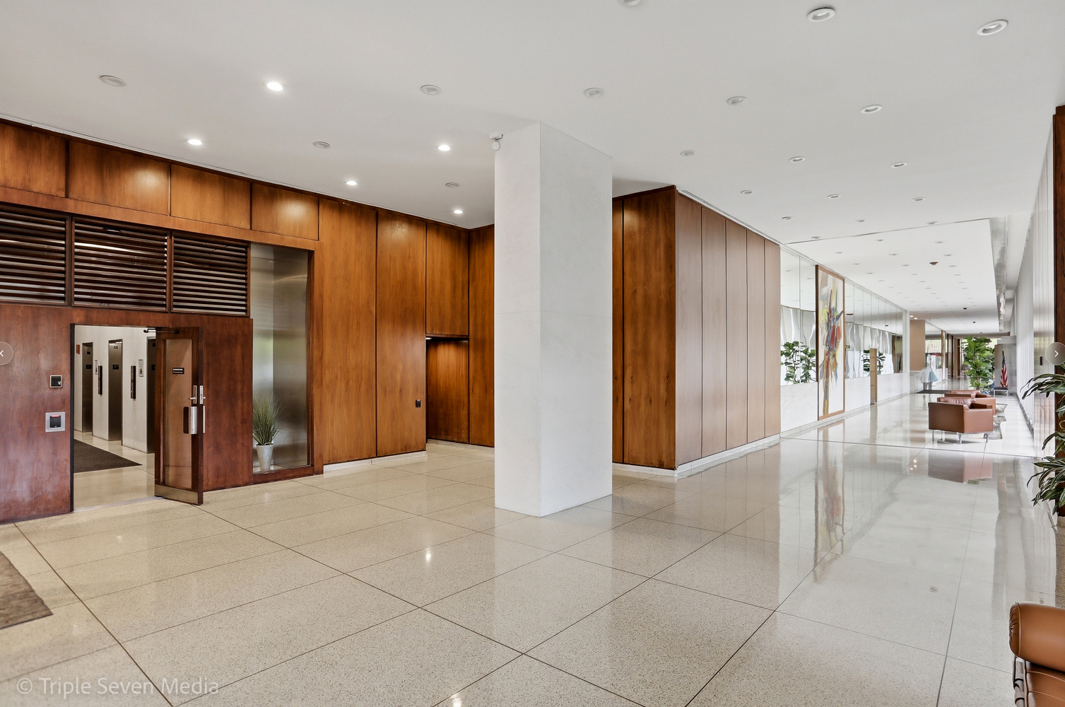 3600 N Lake Shore Drive #709, Chicago, IL 60613