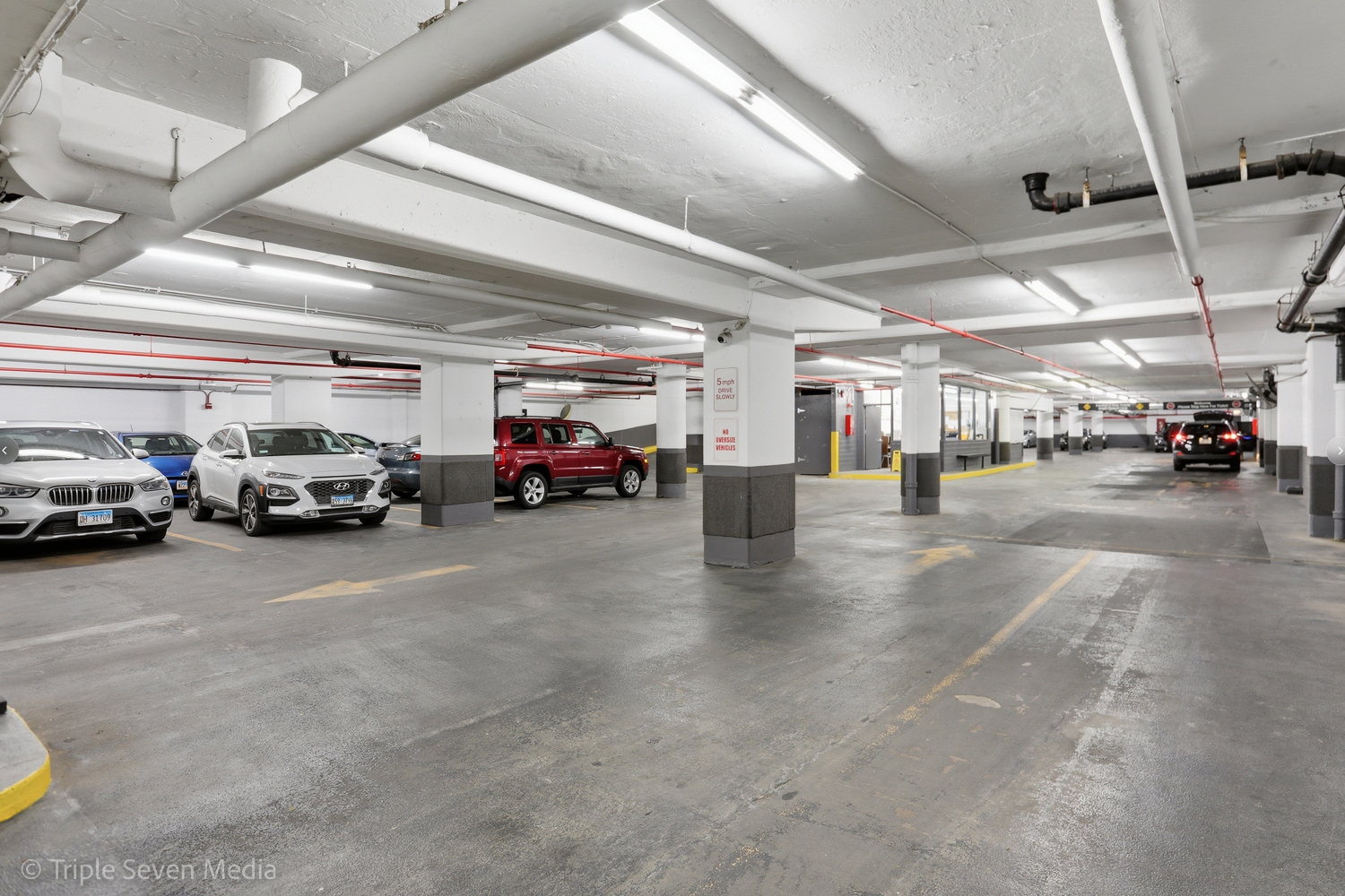 3600 N Lake Shore Drive #709, Chicago, IL 60613