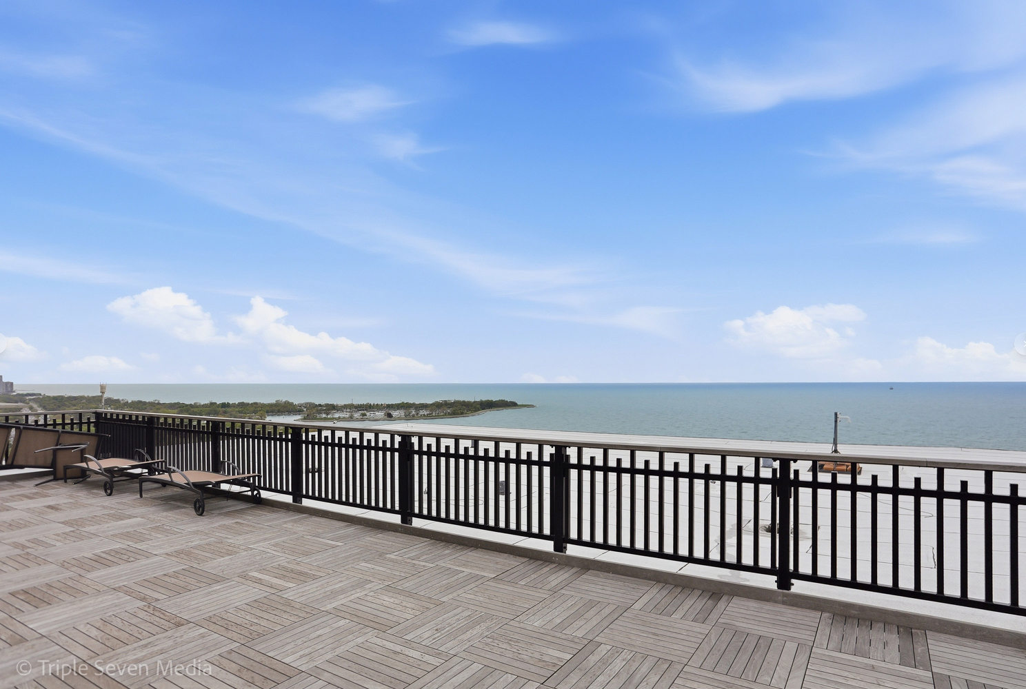 3600 N Lake Shore Drive #709, Chicago, IL 60613