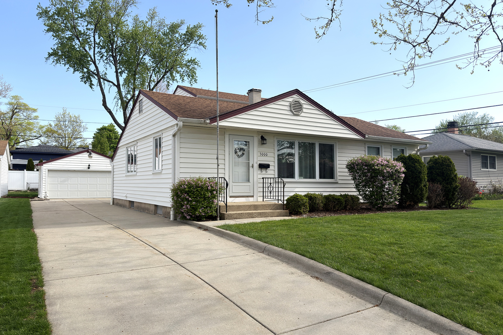 3000 starling Lane, Rolling Meadows, IL 60008