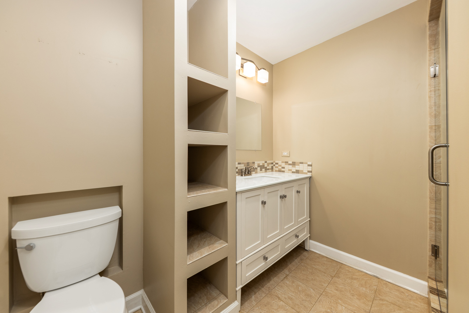 1437 Ambleside Circle, Naperville, IL 60540