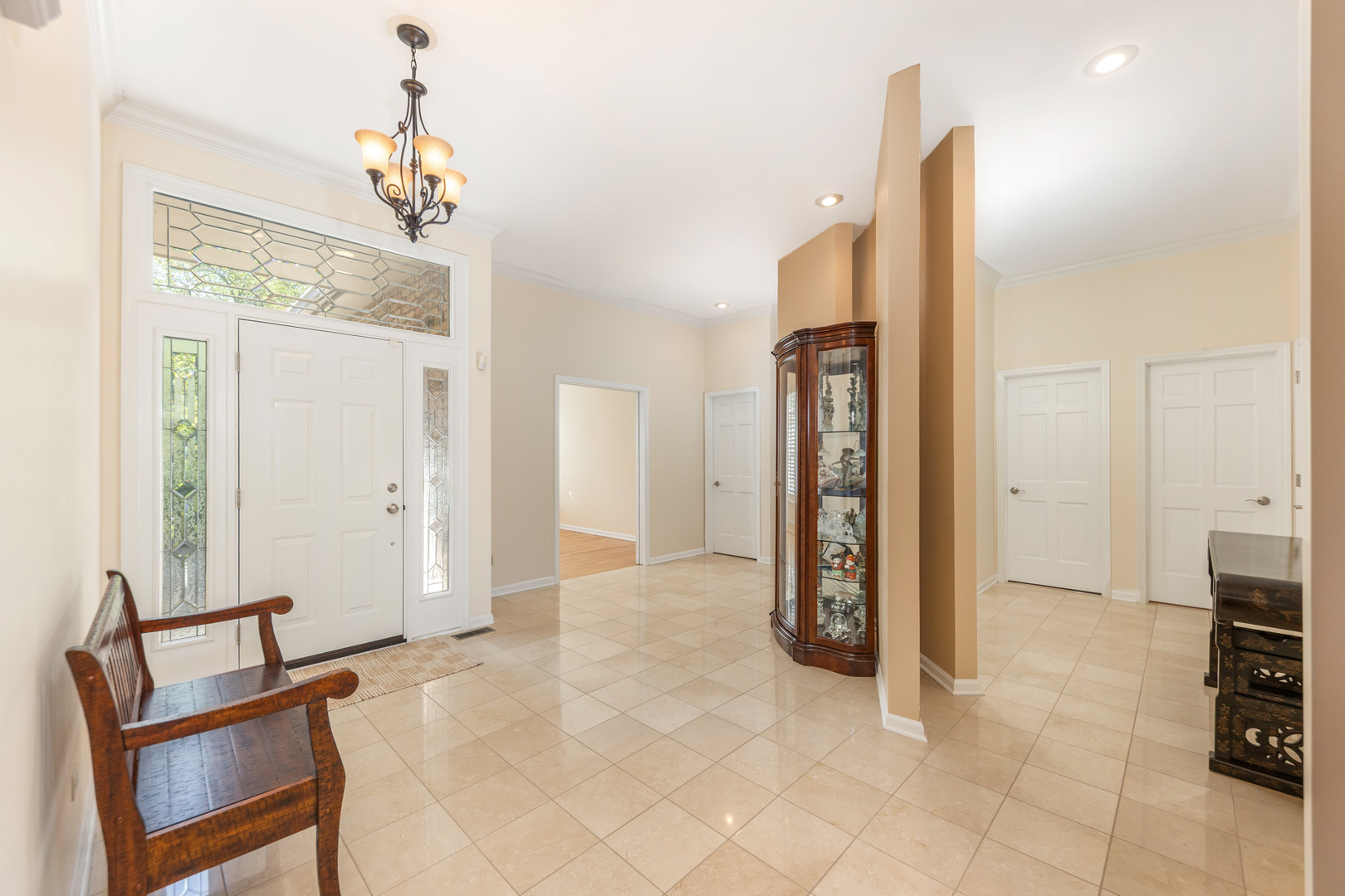 1437 Ambleside Circle, Naperville, IL 60540