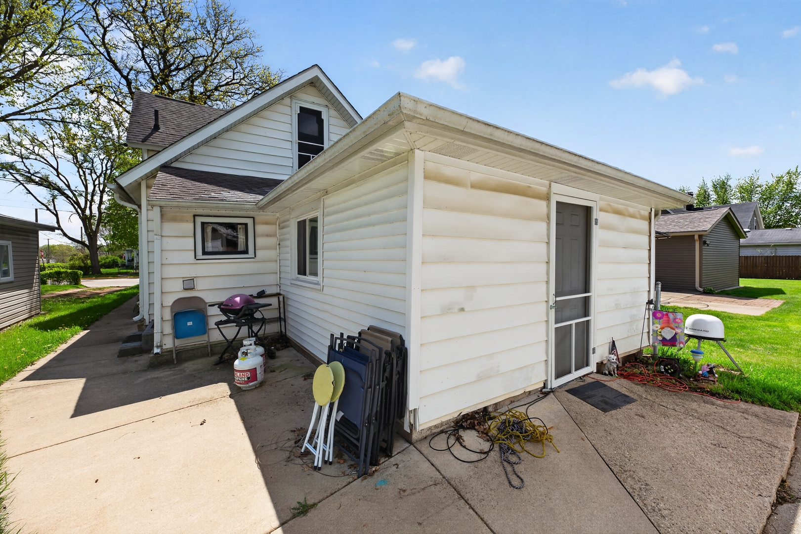 220 E Lincoln Avenue, Belvidere, IL 61008