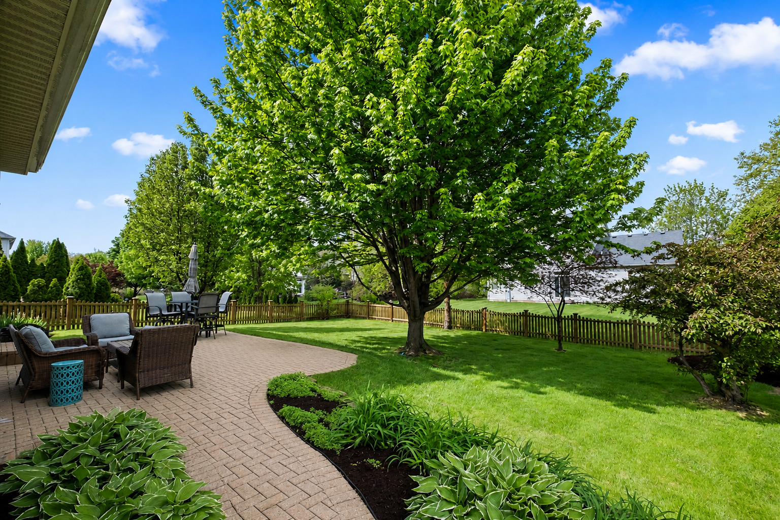 779 Lenox Avenue, Bolingbrook, IL 60490