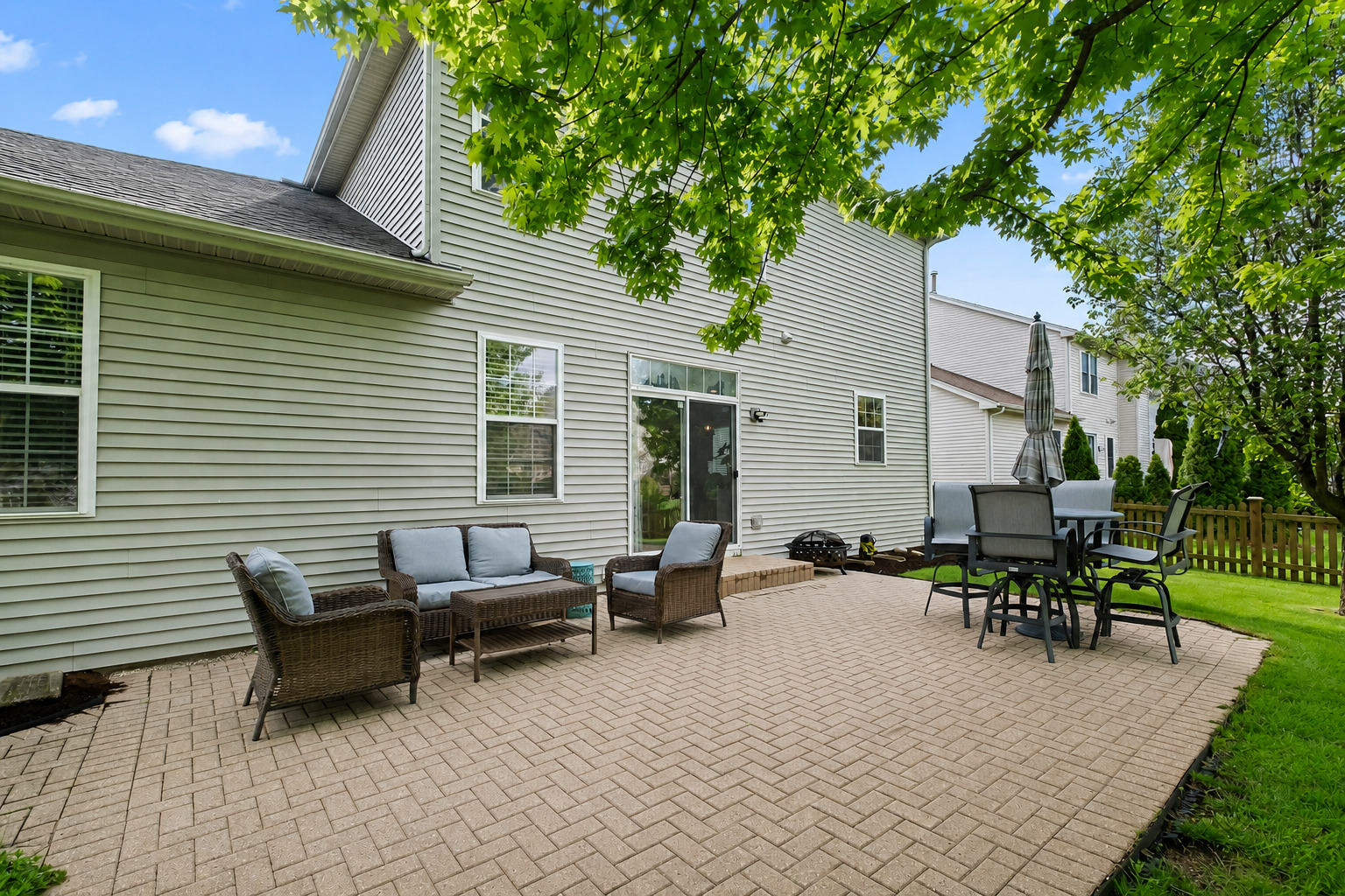 779 Lenox Avenue, Bolingbrook, IL 60490
