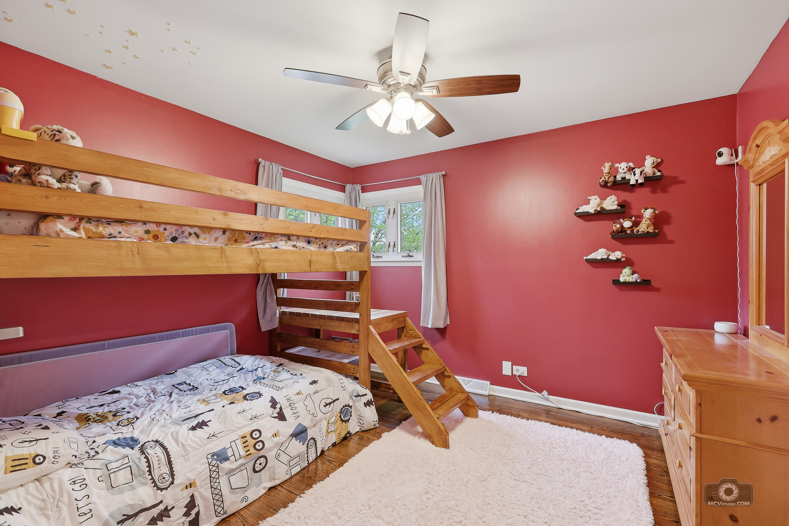 16806 Forest View Drive, Tinley Park, IL 60477