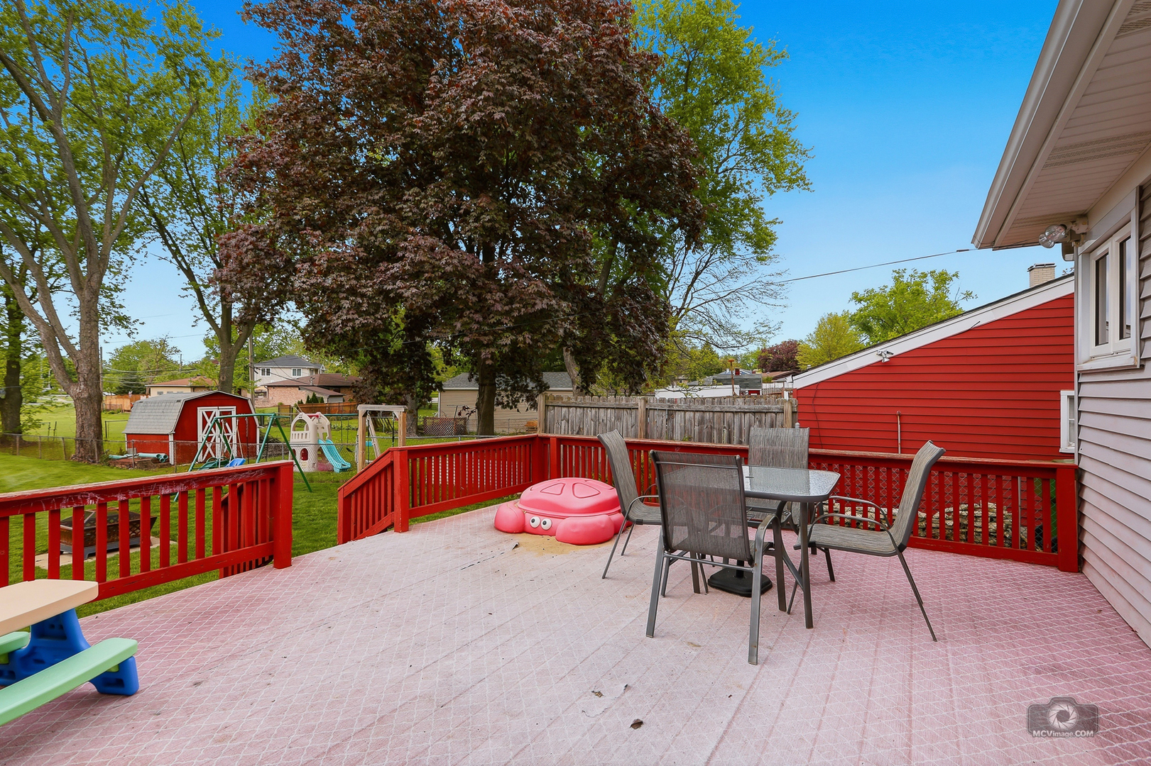 16806 Forest View Drive, Tinley Park, IL 60477