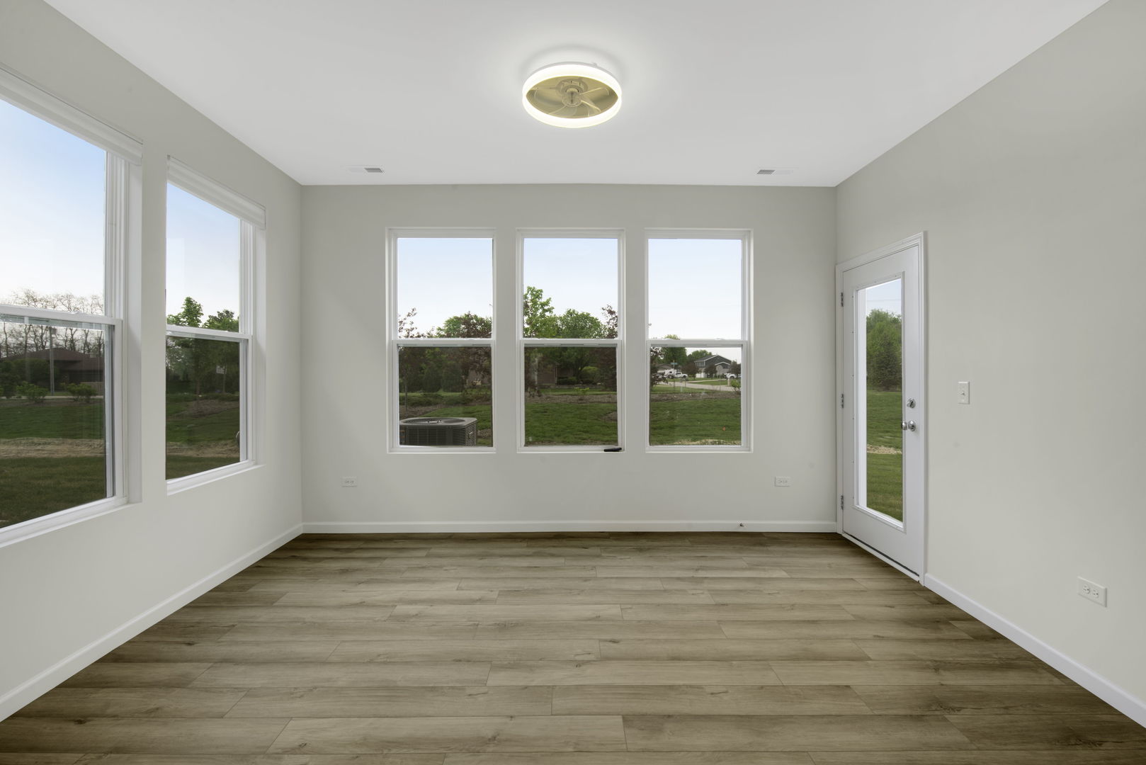 2759 Lawlor Lane, Naperville, IL 60564