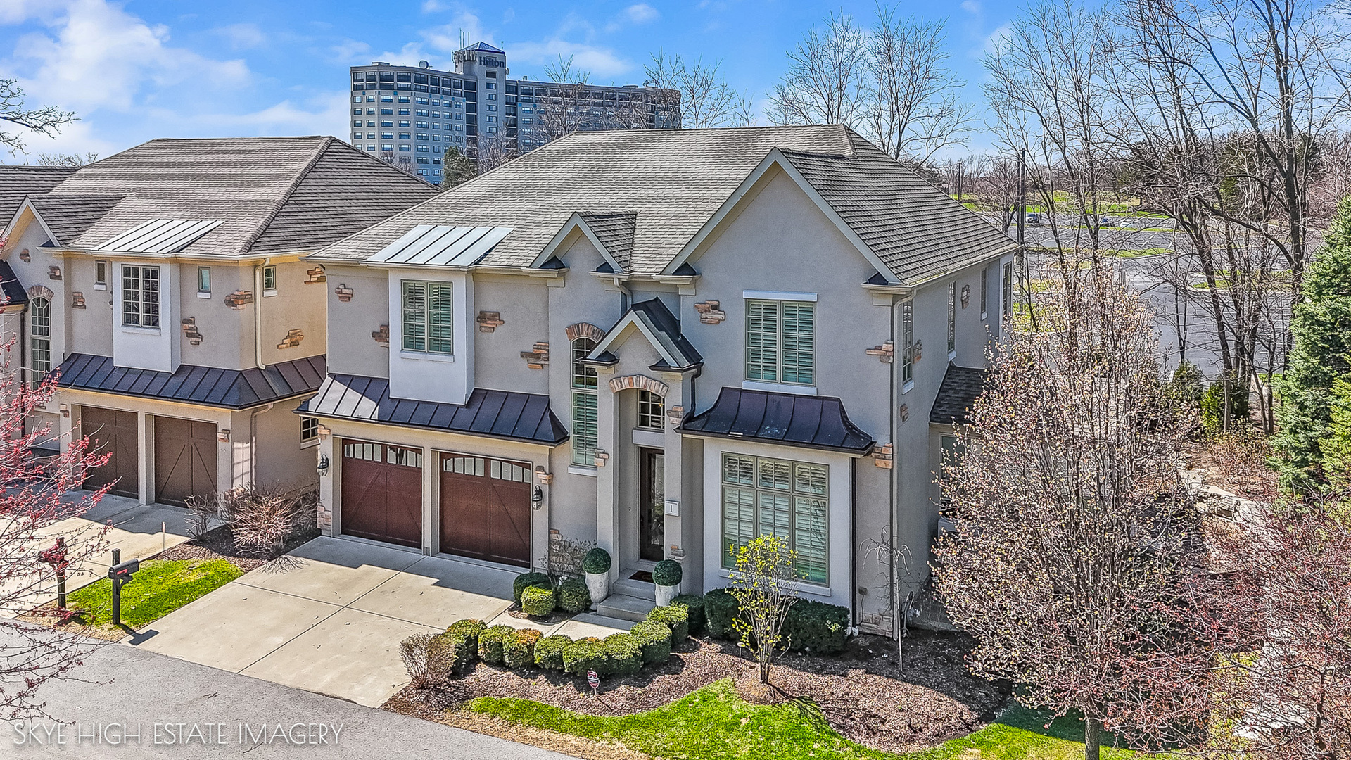 1 Willowcrest Drive, Oak Brook, IL 60523